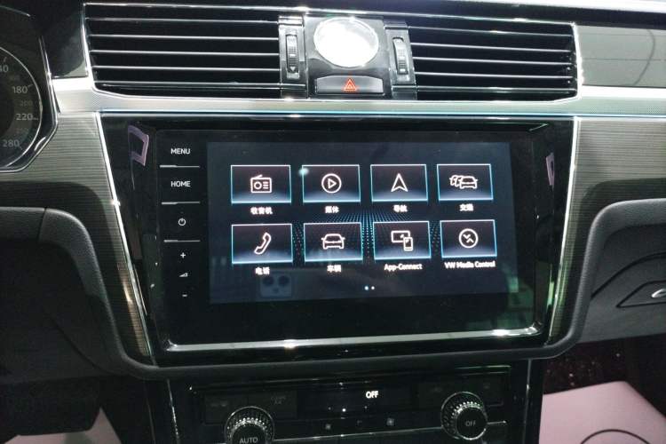 Used Volkswagen Phideon 2019 380TSI Two-Wheel Drive Business Edition China VI Standard
