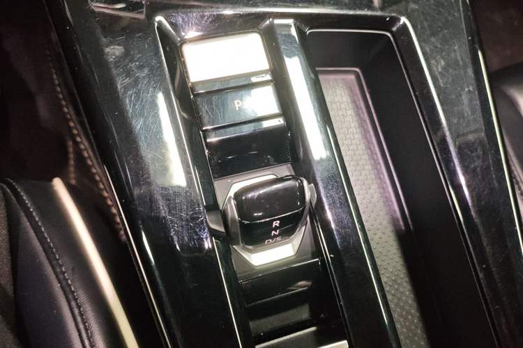 Used Volkswagen Lamando 2022 Lavida L 280TSI DSG Hot Edition Gear Lever