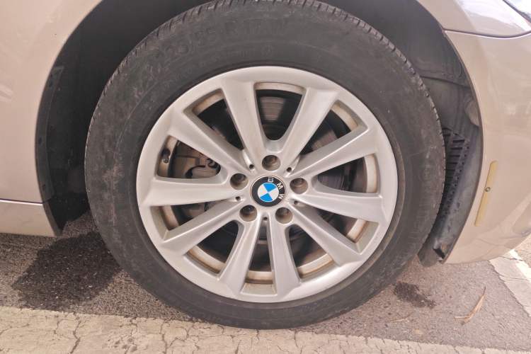 Used BMW 5 Series 2014 520Li Elegant Model