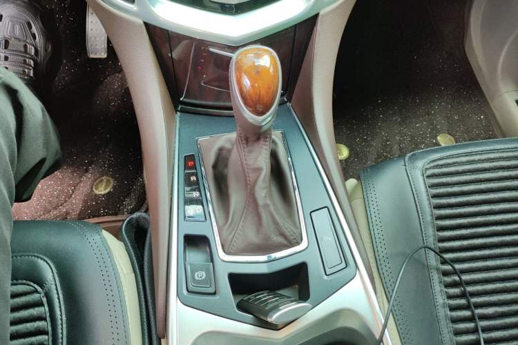 Used Cadillac SRX 2014 3.0L Leading Model