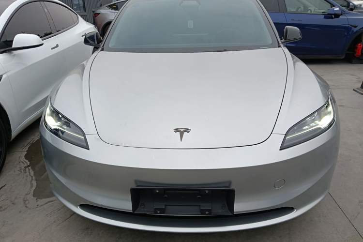 Used Tesla Model 3 2023 Rear-Wheel-Drive Version