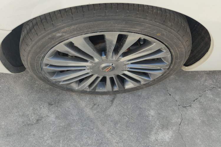 Used Hongqi H5 2019 30TD Dynamic Edition
