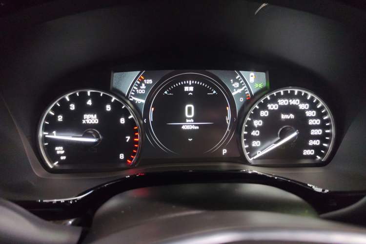 Used Cadillac XT5 2018 25T Luxury Model
