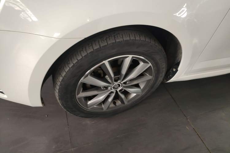 Used Skoda Octavia 2017 1.6L Automatic Chuanxing Edition