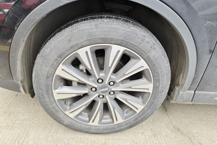 Used Lincoln Corsair 2022 2.0T Two-Wheel Drive Luxury Edition Left Front Wheel Hub