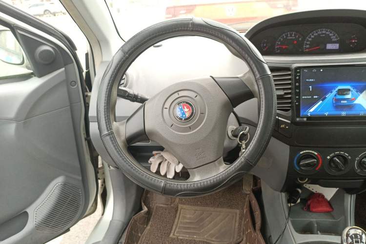 Used Geely Auto Diamond 2013 1.5L Manual Entry-Level Model