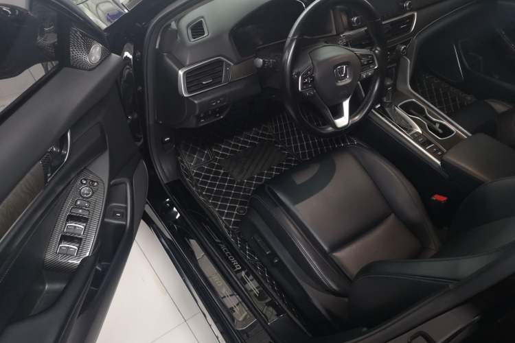 Used Honda Accord 2018 260TURBO Luxury Edition China V Emission Standard
