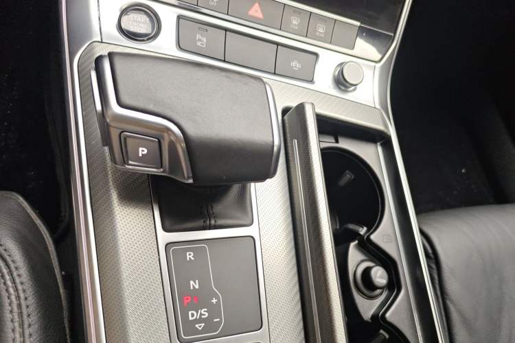 Used Audi A6L 2021 40 TFSI Luxury Prestige Edition Gear Lever