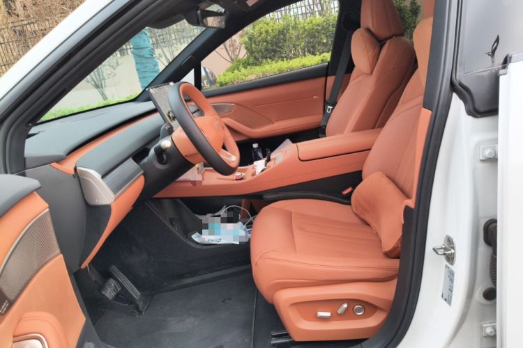 Used ONVO L60 2024 60 kWh Rear-Drive Version