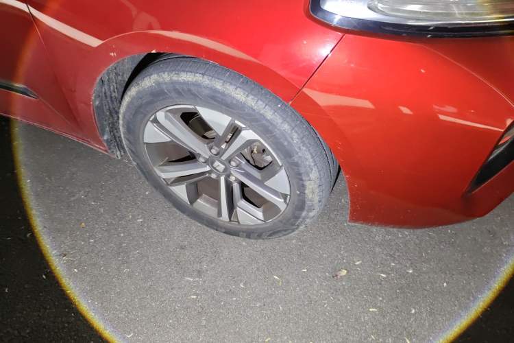 Used Baojun RC-5 2020 RC-5W 1.5T CVT Smart Shine Flagship Model Right Front Wheel Hub