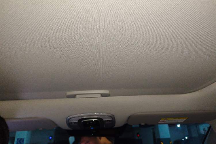 Used Hyundai Elantra 2022 1.5L CVT LUX Prestige Edition Headliner