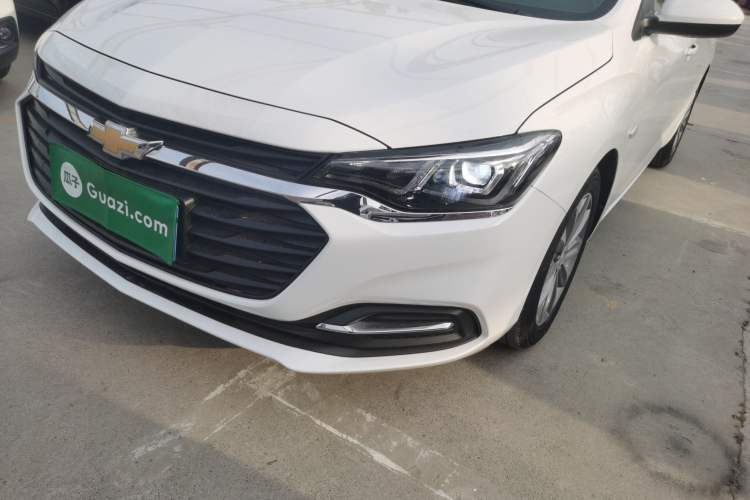 Used Chevrolet Monza 2021 320 Automatic Enjoyment Sunroof Edition Left Front Headlight