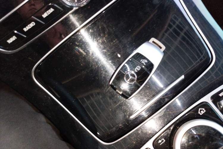 Used Mercedes-Benz E-Class 2016 E 300 L Stylish Model