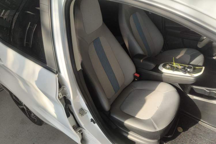 Used Oshan Benni E-Star 2022 Qingxin Edition Colorful Model Lithium-NMC