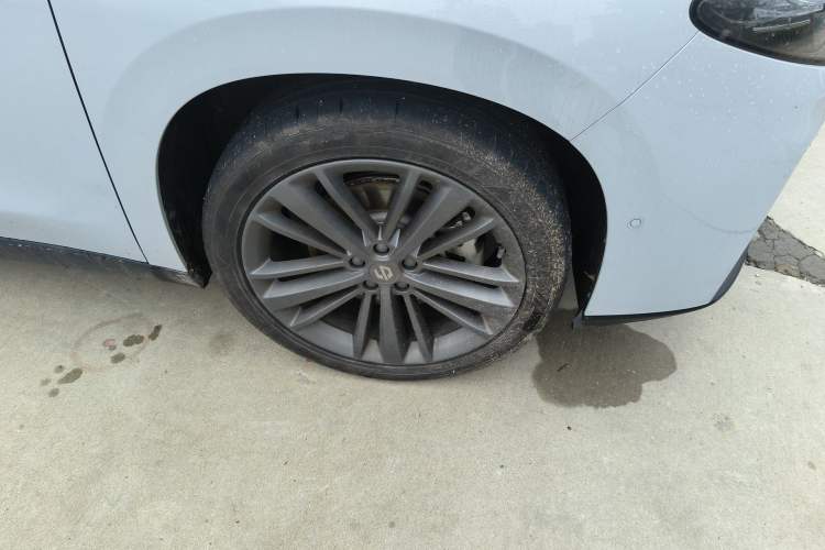 Used Leapmotor C16 2026 All-Electric 630 LiDAR Version 6-Seater
