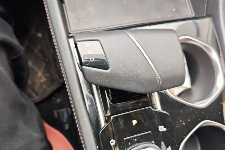 Used CHANGAN Eado 2023 Changan Edition PLUS Blue Whale NE 1.4T GDI DCT Prestige Version Gear Lever