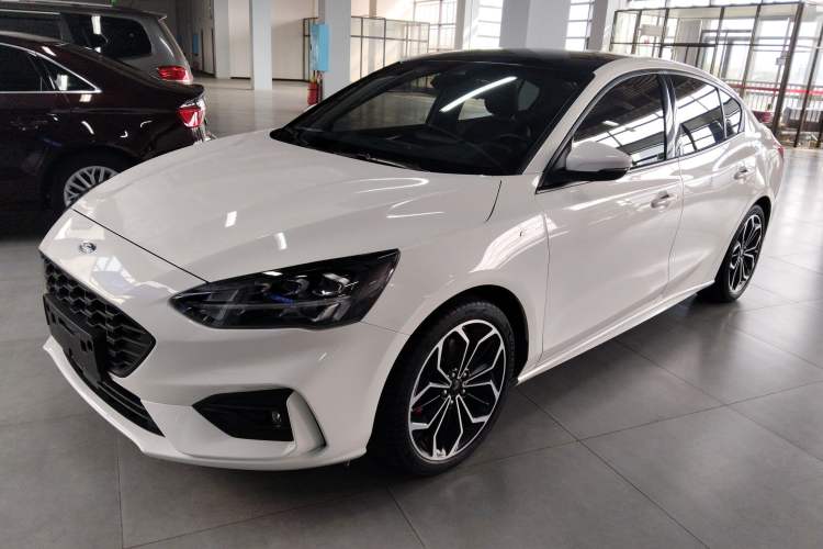 Used Ford Focus 2021 Sedan EcoBoost 180 Automatic ST Line
