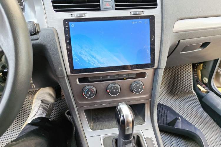 Used Volkswagen Golf 2016 1.6L Automatic Fashion Model