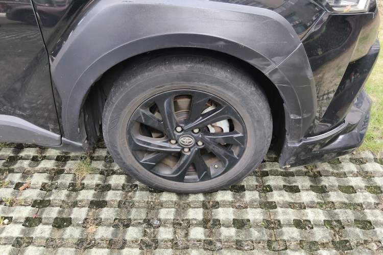 Used Toyota IZOA 2021 2.0L Yichi SPORT