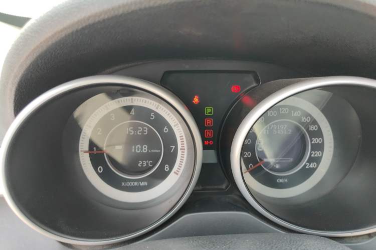 Used Bestune X80 2013 2.0L automatic comfort version