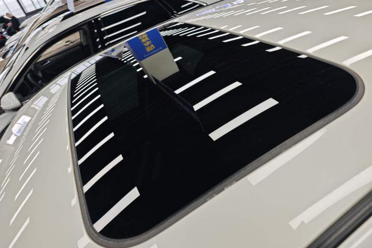 Used Infiniti Q50L 2018 2.0T Comfort Edition China VI Standard Roof