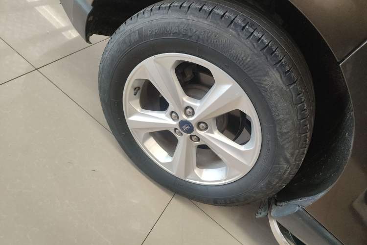 Used Ford Edge 2016 EcoBoost 245 Two-Wheel-Drive Titanium 5-Seater
