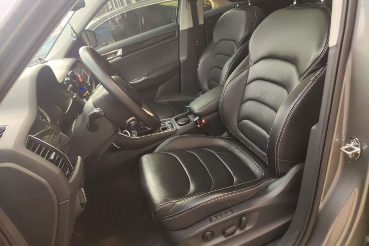 Used Skoda Kodiaq 2018 Facelifted TSI330 5-Seater Two-Wheel-Drive Luxury Enjoyment Edition
