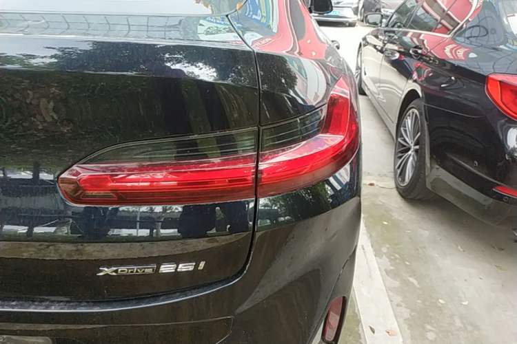 Used BMW X4 2022 xDrive 25i M Sport Package
