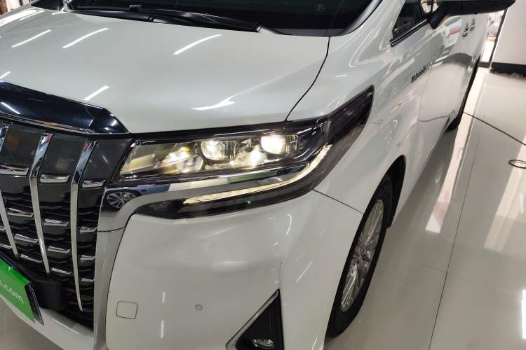 Used Toyota Alphard 2020 Dual-Engine 2.5L Prestige Edition
