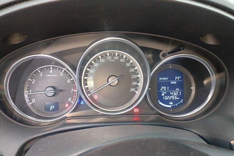 Used Mazda CX-5 2015 2.0L Automatic Two-Wheel Drive Urban Version
