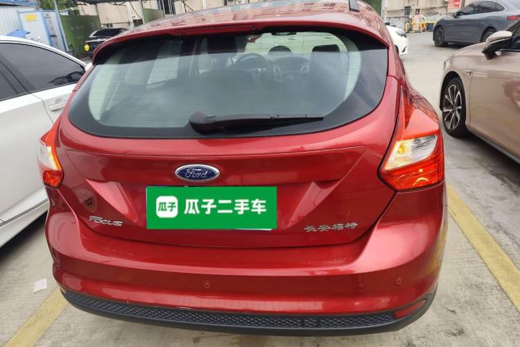 Used Ford Focus 2012 Hatchback 1.6L Automatic Fashion Edition

