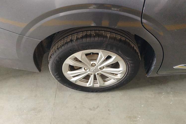 Used Wuling Jiachen 2022 1.5T Manual Light Enjoyment Dynamic Version
