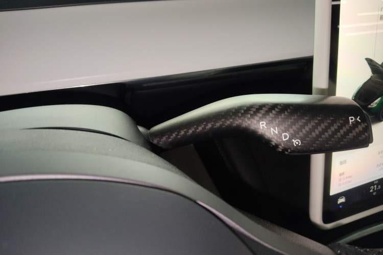 Used Tesla Model Y 2021 Standard Range Rear-Wheel Drive Version Gear Lever