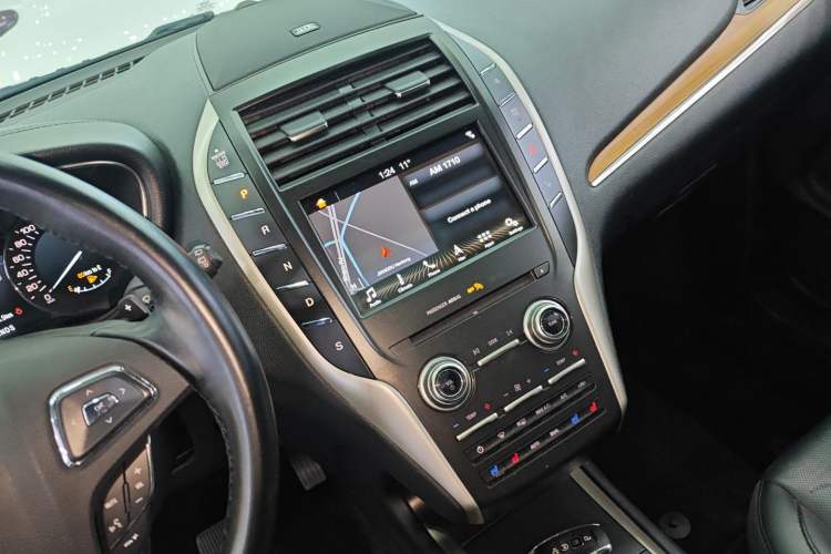 Used Lincoln MKC 2018 2.0T Two-Wheel Drive Luxury Edition