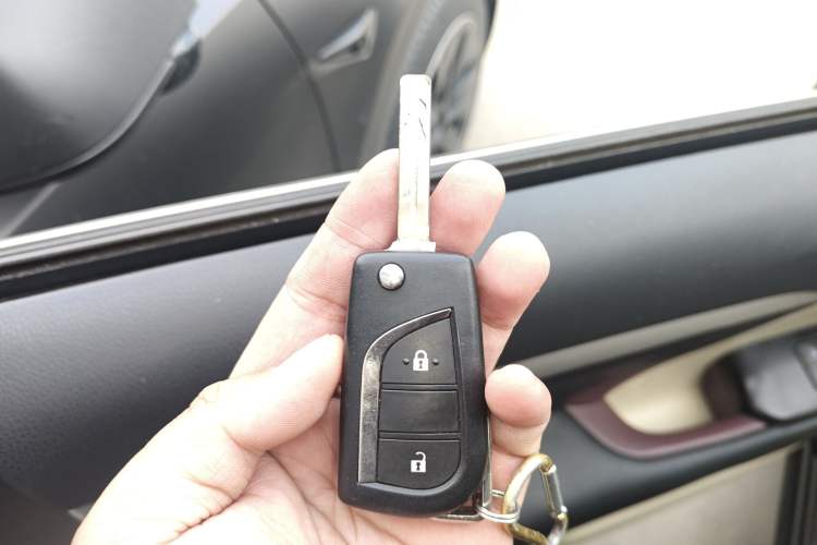 Used Toyota Highlander 2017 2.0T Two-Wheel Drive Elite Edition 5 Seats
