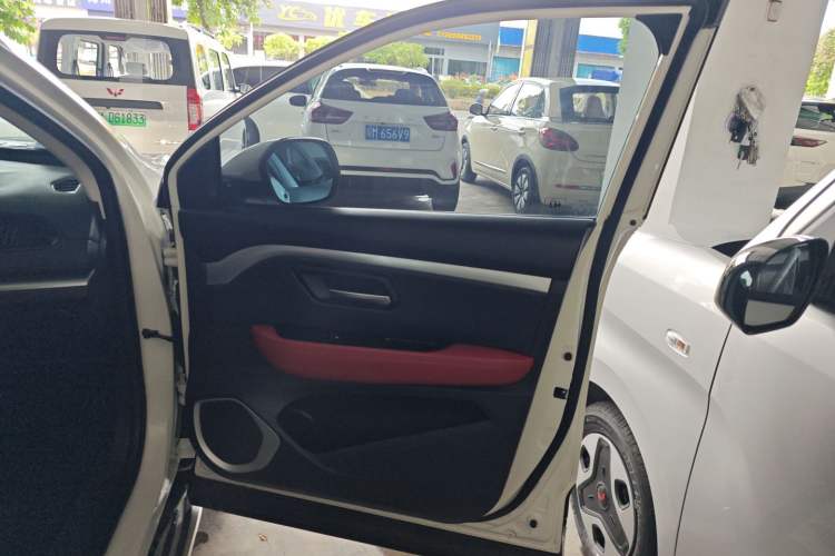 Used Haval H2s 2017 Red-Label 1.5T Dual-Clutch Elite Model