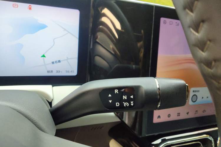 Used Leapmotor C01 2022 Rear-Drive Ultra-Long Range Version Gear Lever