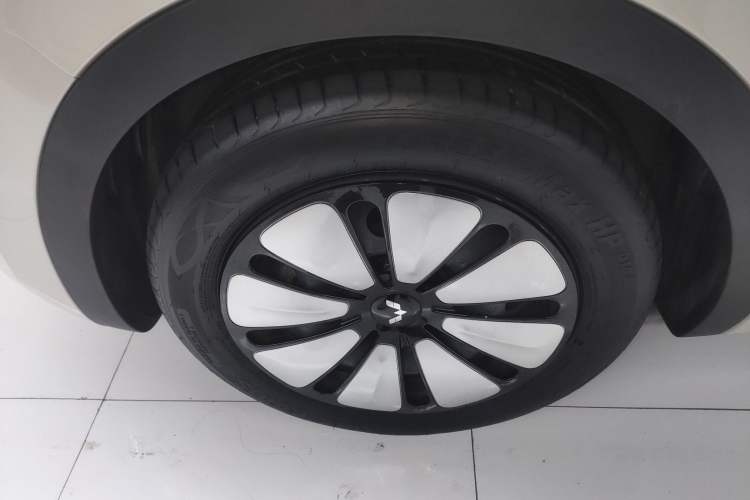 Used Wuling Bingo 2023 410 km Lingxi Deluxe Edition