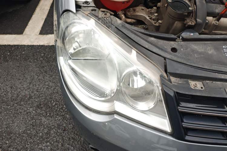 Used Volkswagen Polo 2011 Jingqu 1.6L Automatic Siku Edition Right Front Headlight