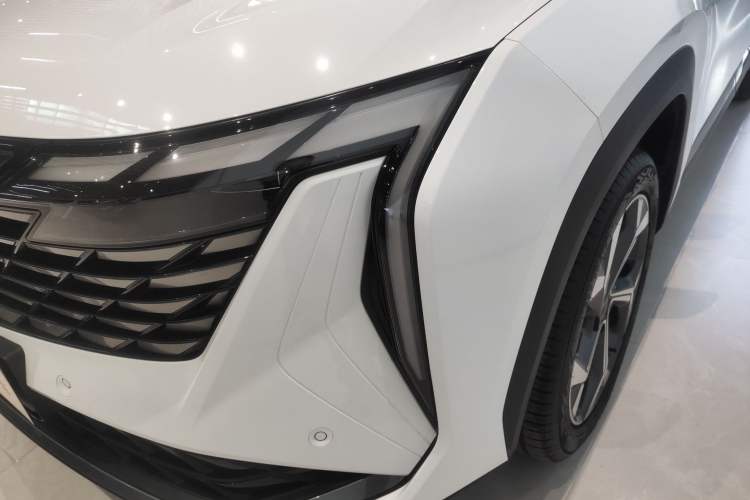 Used Geely Auto FX11 2023 1.5TD DCT Prestige Edition
