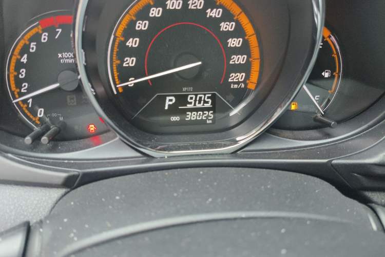 Used Toyota YARiS L Zhi Xuan 2022 1.5L CVT Leading PLUS Edition Odometer Close Up