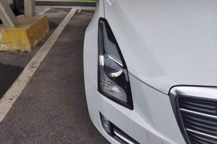 Used Cadillac ATS-L 2016 28T Tech Edition Right Front Headlight