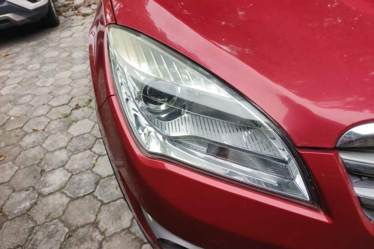 Used CHANGAN CS35 2016 1.6L Automatic Luxury Model China V Standard Right Front Headlight