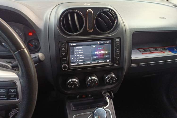 Used Jeep Compass 2011 2.4L Four-wheel Drive Classic Edition
