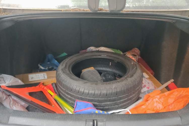 Used Volkswagen Sagitar 2011 1.4 TSI Automatic Tech Model
