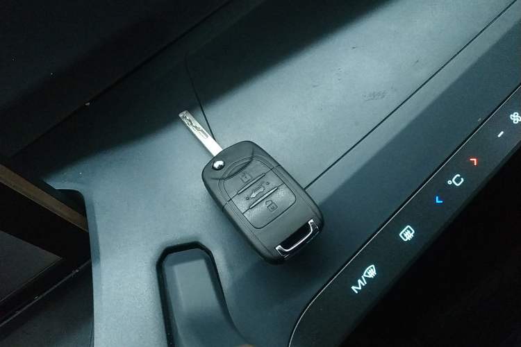 Used Wuling NAMMIEV 2021 Playful Model – High-Power Version
