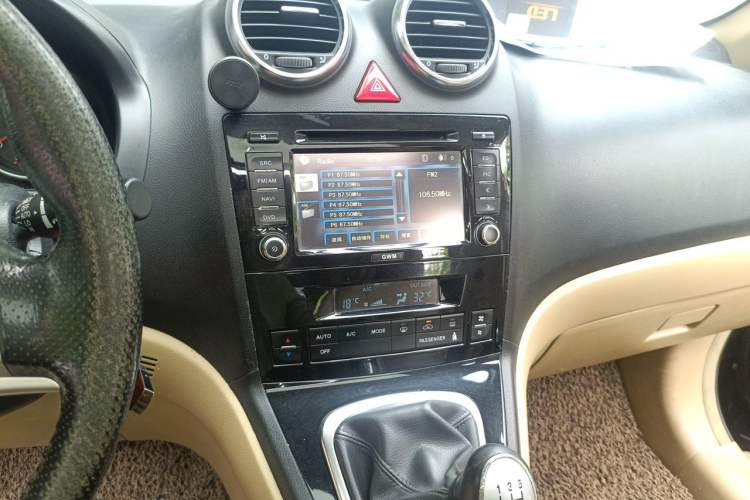 Used Haval H6 2011 2.0L Manual Two-Wheel-Drive Prestige Version
