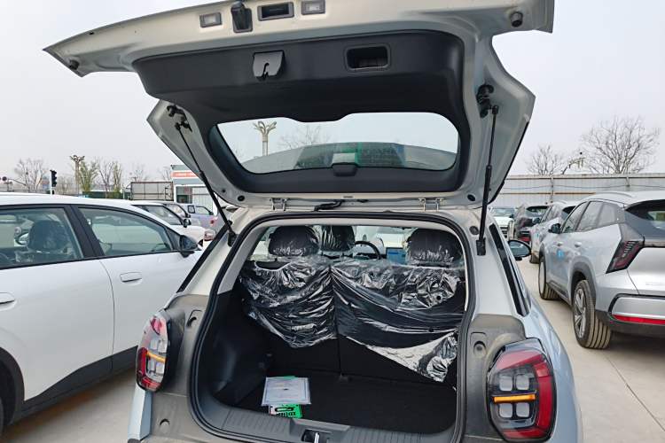 Used AION UT 2025 330 Starlight Edition