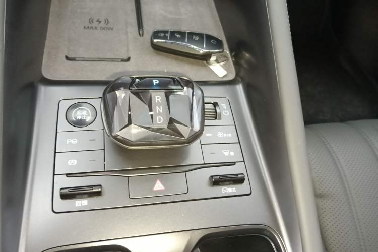 Used BYD Song L EV 2025 Intelligent Driving Version 662 km LiDAR Excellence Edition