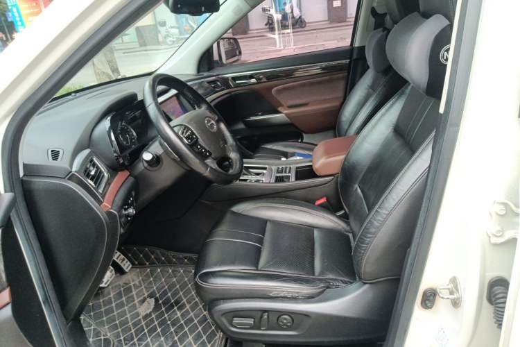 Used GAC Trumpchi GS8 2017 320T Two-Wheel Drive Luxury Smart Connectivity Version (7 Seats)
